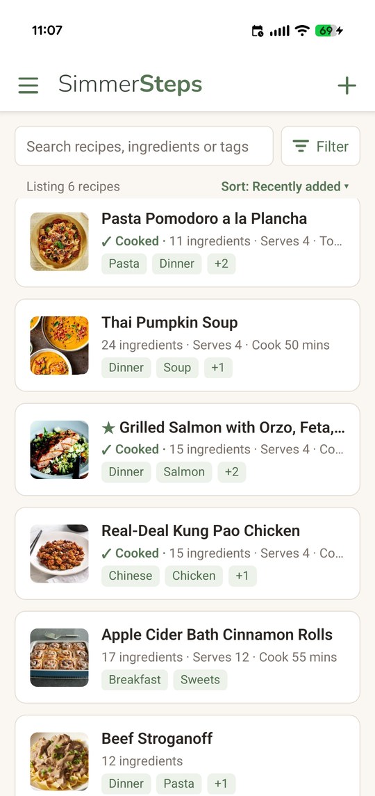 SimmerSteps 的食譜列表：附照片和標籤的食譜、加星號的收藏，以及標示為「做過了」或「想試試」的食譜